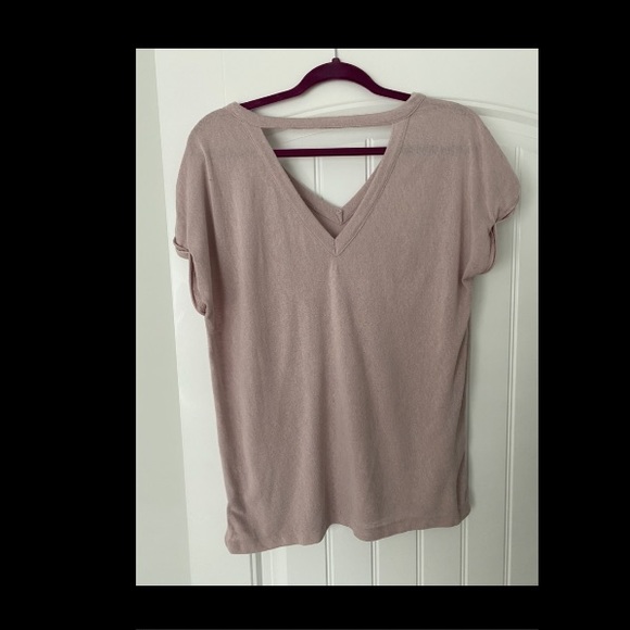 Pink tee - Picture 2 of 2